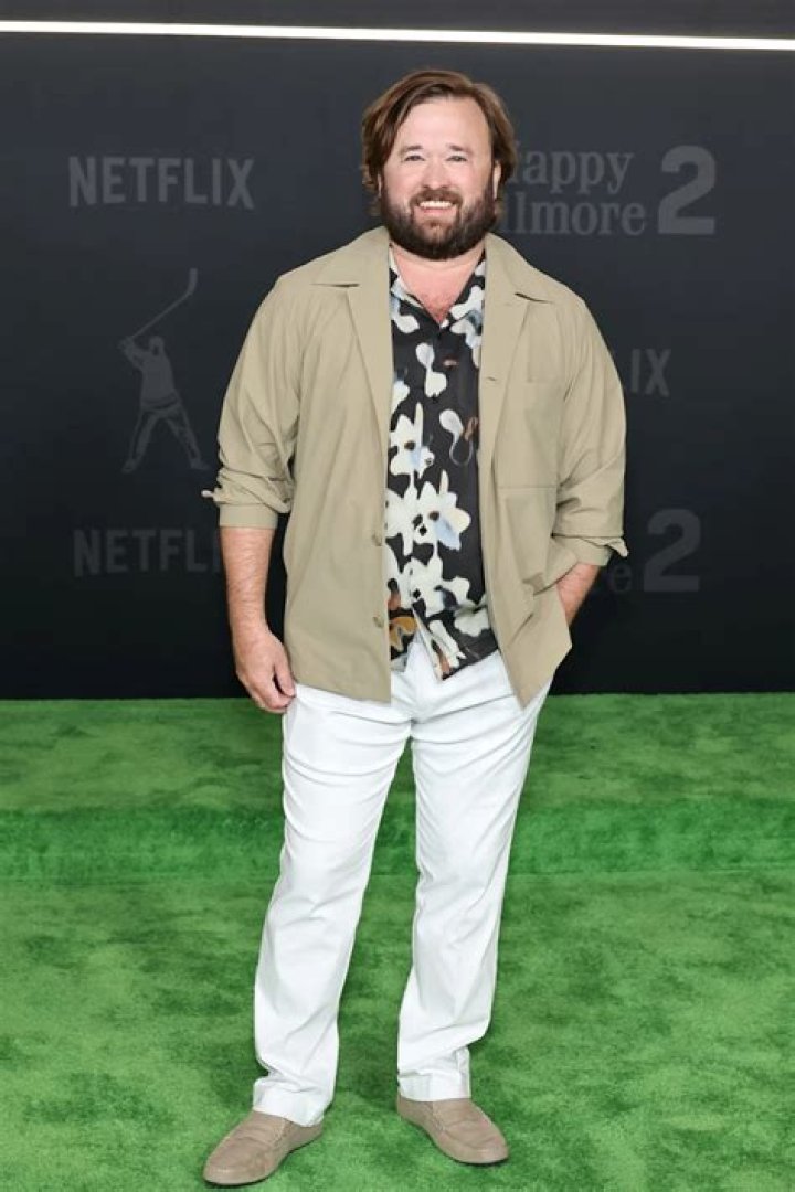 Discover The Award-Winning Legacy Of Haley Joel Osment